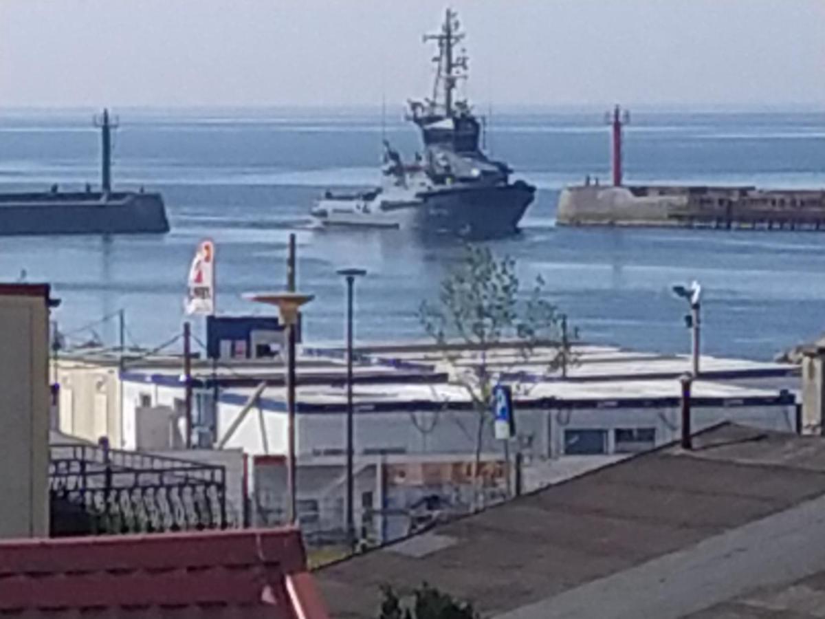 Ujście-DarłowskieWidok Na Morzeアパートメント エクステリア 写真